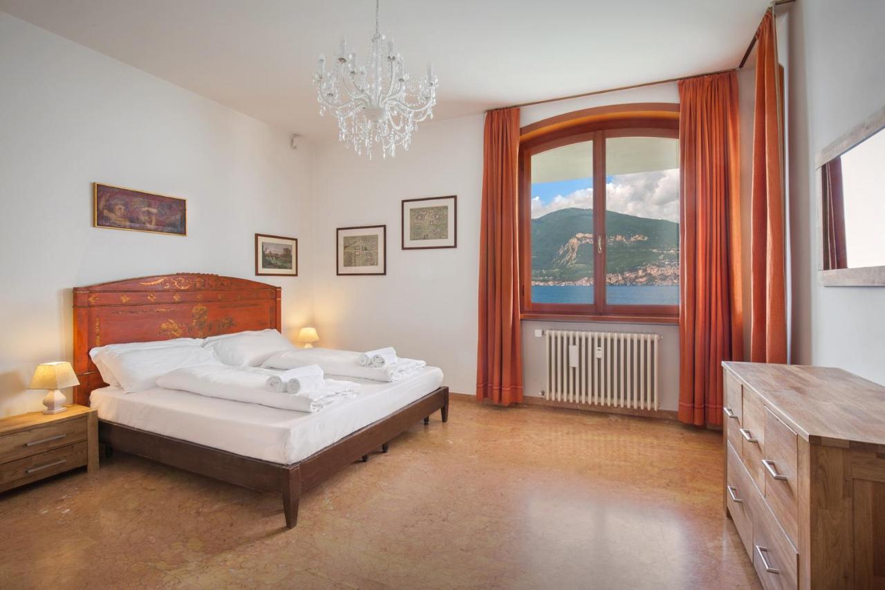Villa Francesca-Grande Appartamento In Riva Al Lago Brenzone sul Garda Dış mekan fotoğraf